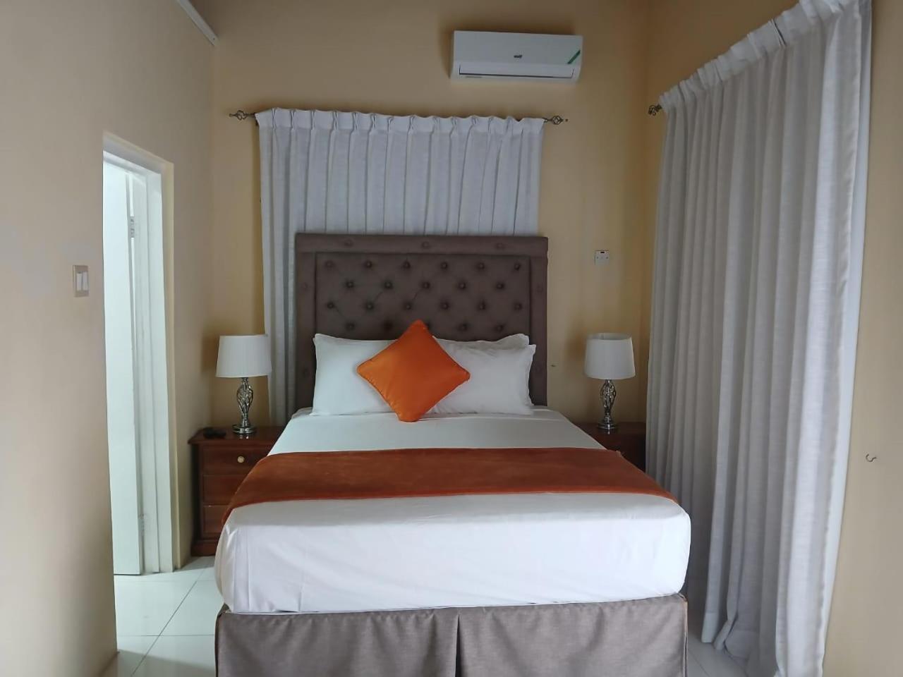 Runthings Hideaway Stay Negril Exteriör bild
